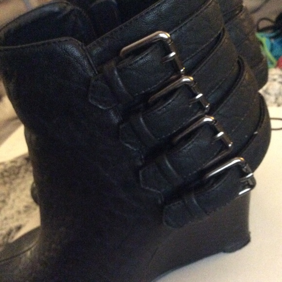 Booties! - Picture 3 of 4